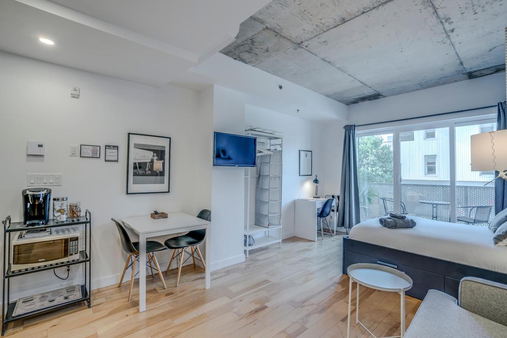 Le Studio Picasso "Parking Inclus" Québec Eksteriør billede